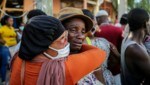 Nach dem Beben herrschen in Haiti Schock und Trauer. (Bild: AP)