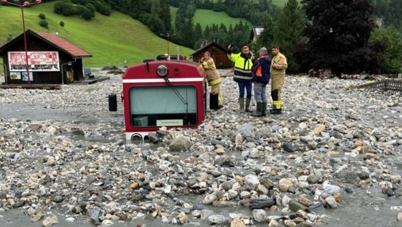 Seit den verheerenden Unwettern 2021 verkehrt die Bahn nur noch zwischen Zell am See und Niedernsill. (Bild: Land Salzburg/ Gemeinde Wald)