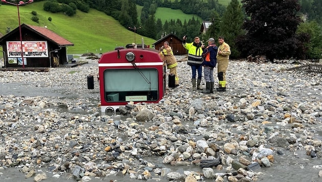 Bei dem Unwetter im Jahr 2021 wurde die Bahnstrecke teils zerstört. (Bild: Land Salzburg/ Gemeinde Wald)