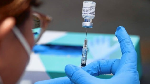 Bei Böhler wurden im Mai Spritzen für die Covid-Impfung mehrfach verwendet. (Bild: AFP or licensors)
