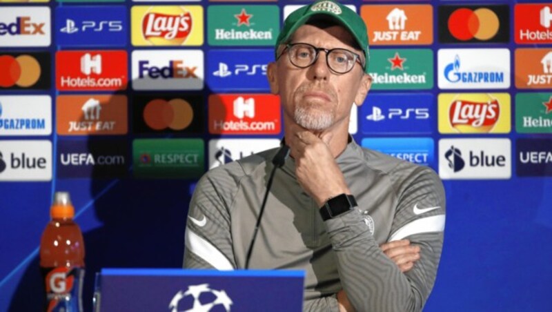 Ferencvaros-Trainer Peter Stöger (Bild: EPA)