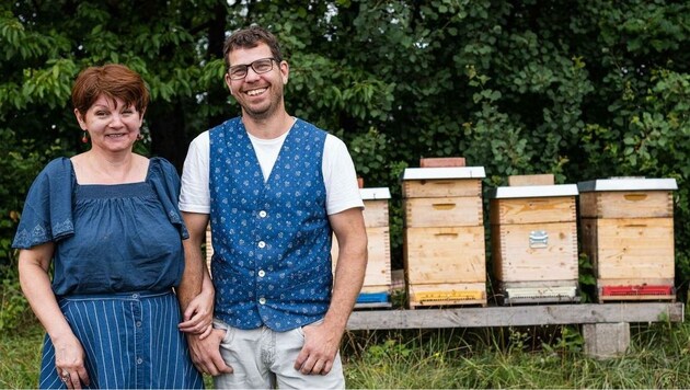 Christine und Bernd Katona führen ihren Biohof in Lockenhaus (Bild: Martina Siebenhandl)