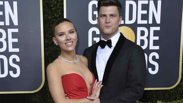 Scarlett Johansson und Colin Jost (Bild: Jordan Strauss/Invision/AP)