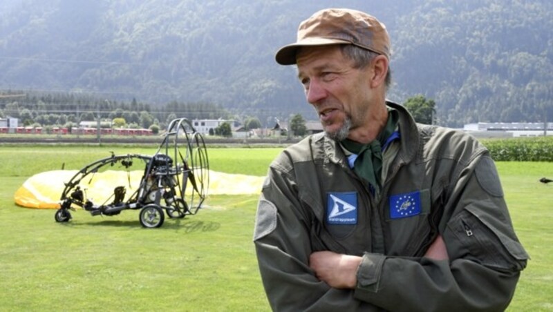 Pilot Johann Fritz ist der Leiter des Waldrappteams. (Bild: Andreas Fischer)