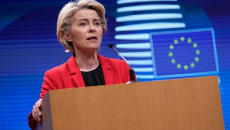 EU-Kommissionspräsidentin Ursula von der Leyen (Bild: AP)