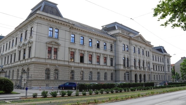 Das Grazer Straflandesgericht (Bild: Christian Jauschowetz)