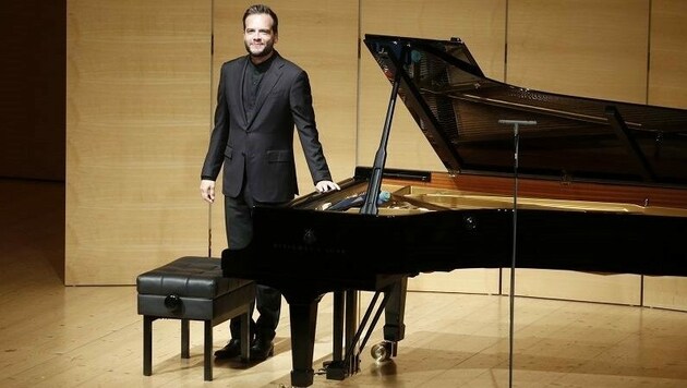 Francesco Piemontesi erzählt Geschichten mit dem Klavier. (Bild: Schubertiade)