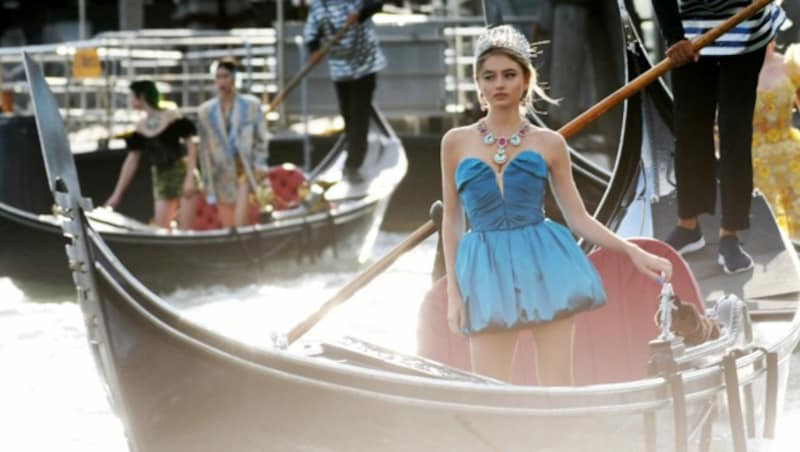 Leni Klum sorgte als Model bei der Dolce-&-Gabbana-Show in Venedig für bewundernde Blicke. (Bild: www.viennareport.at)