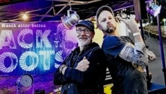 Pfarrer Stefan Grauwald (re.) und Rock-DJ Nick Wukovits. (Bild: Grauwald)