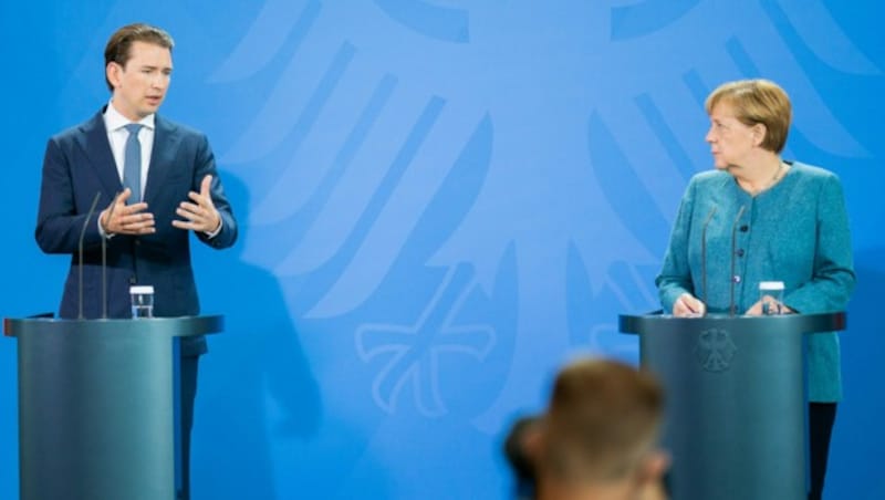 Kurz hätte sich als Gegenpol zur deutschen Bundeskanzlerin Angela Merkel positioniert. (Bild: APA/Georg Hochmuth)
