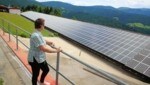 500 Haushalte versorgt Familie Dorner im Lavanttal mit ihrem Photovoltaik-Kraftwerk. (Bild: Evelyn HronekKamerawerk)
