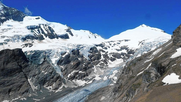 The Pasterze near the Großglockner, Austria's largest glacier, in 2020. It has continued to melt since then. (Bild: OeAV Gletschermessdienst Archiv)
