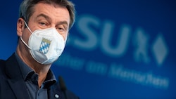 Bayerns Ministerpräsident Markus Söder (CSU) warnt seine Parteifreunde in der CDU vor einer möglicherweise bevorstehenden Wahlniederlage. (Bild: APA/dpa/Sven Hoppe)