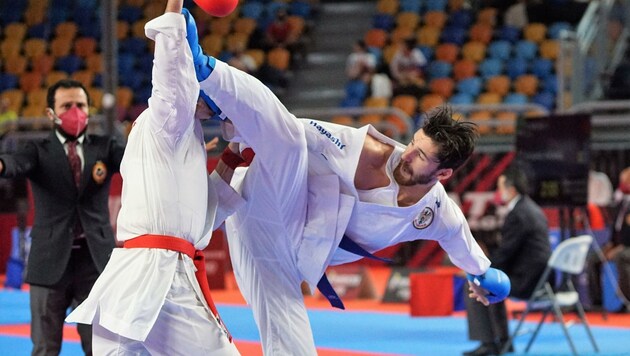 Karateka Luca Rettenbacher (re.) kämpfte sich in Kairo zur Silbermedaille. (Bild: Martin Kremser)