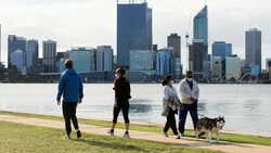 Die Metropole Perth soll bis 2022 abgeriegelt bleiben. (Bild: APA/AFP/TREVOR COLLENS)