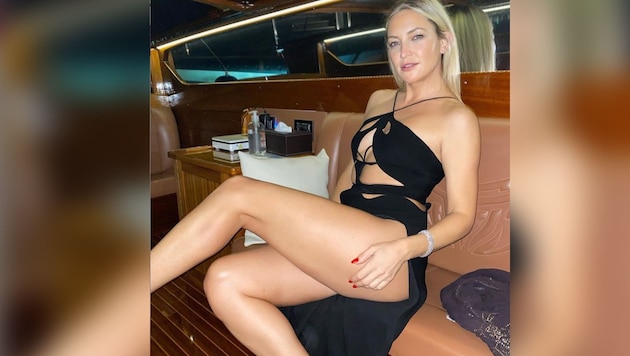 Kate Hudson machte in ihrem schwarzen Kleid eine tolle Figur. (Bild: Krone KREATIV, instagram.com/katehudson)