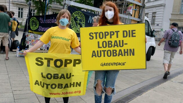 Die ÖVP ortet ein unlauteres Spiel bei Umweltverträglichkeitsprüfungen - den Grünen schmeckt dieser Vorwurf gar nicht. (Bild: APA/HERBERT PFARRHOFER)