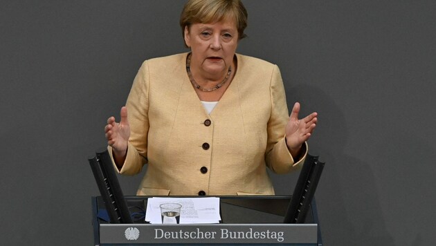 Die deutsche Kanzlerin Angela Merkel hat im deutschen Bundestag zur Wahl von CDU und CSU bei der Bundestagswahl aufgerufen. (Bild: AFP)
