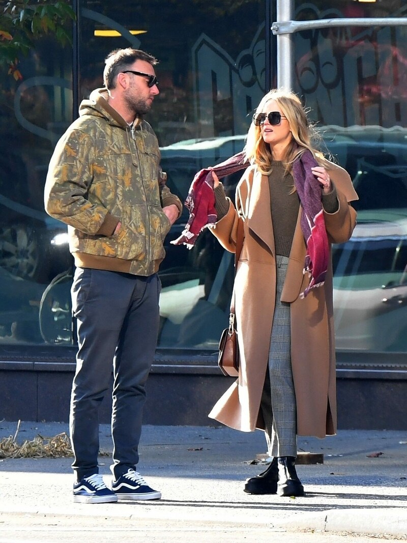 Jennifer Lawrence und ihr Mann Cooke Maroney in New York (Bild: www.PPS.at)