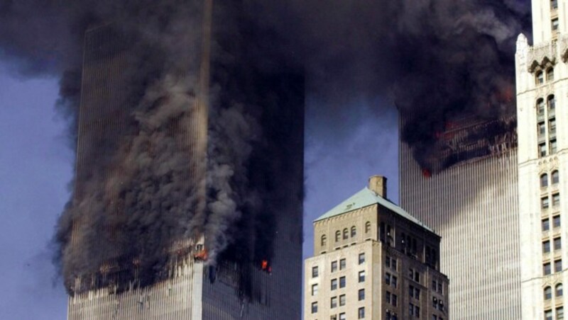 Die Bilder der brennenden Twin Towers sowie deren Einsturz gingen um die Welt. (Bild: AFP)