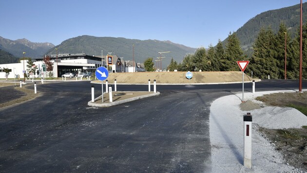 Ein Kreisverkehr entschärft die ehemalige Katschberg-Kreuzung (Bild: Holitzky Roland)