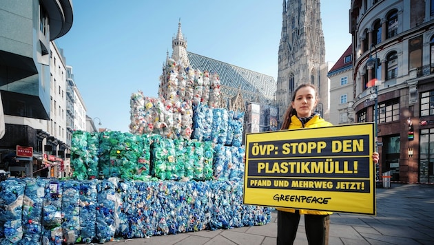 Der derzeitige Vorstoß der Organisation richtet sich gegen die Plastikflut. (Bild: Greenpeace/Mitja Kobal)