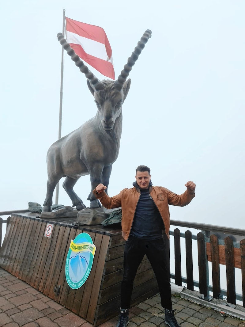 Bereitet sich schon am Großglockner auf den Aufstieg ab Freitag vor: der Berg-erfahrene Schlagerstar Andreas Gabalier. (Bild: Anja Kröll)