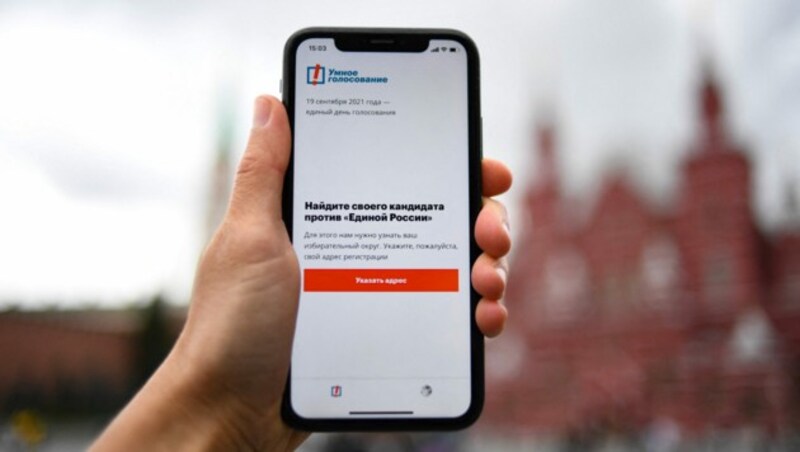 Die App gibt Empfehlungen für taktisches Wählen. (Bild: APA/AFP/NATALIA KOLESNIKOVA)
