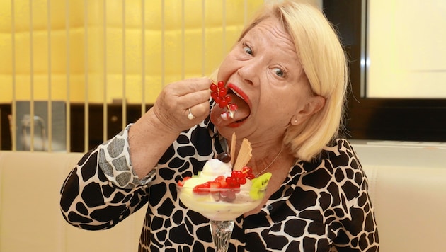 Viel, viel Frucht muss auf Margarethe Tiesels Eisbecher bei einem rundum süßen Interview. (Bild: Zwefo)