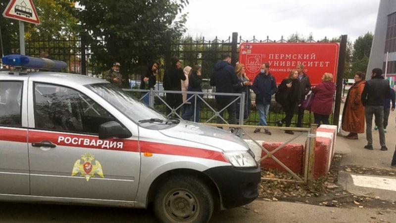 Der Anschlag ereignete sich an der Staatlichen Universität in Perm. (Bild: AP)