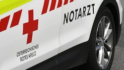 Der Notarzt musste die Feuerwehrleute in Sonnberg versorgen.