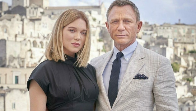 Madeleine Swann (Léa Seydoux) und James Bond (Daniel Craig) wollten es auf Jamaika eigentlich ruhig angehen. (Bild: UNIVERSAL PICTURES INTERNATIONAL AUSTRIA GMBH)