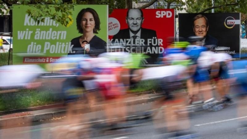 Nach einem Kopf an Kopf-Rennen mit den Grünen scheint die SPD in Berlin weiter stimmenstärkste Partei zu bleiben. (Bild: AFP/John MACDOUGALL)