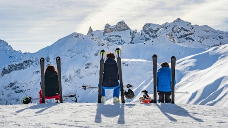 Die Freude auf die Wintersaison, wie hier am Golm mit Blick auf die Drei Türme, ist zwar groß, die Bedenken und Sorgen allerdings ebenfalls. (Bild: Stiplovsek Dietmar)