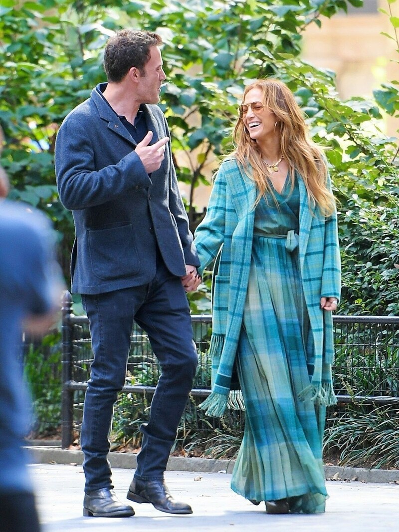 Jennifer Lopez und Ben Affleck im Madison Square Park (Bild: www.PPS.at)