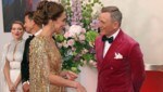 Herzogin Kate vor der Premiere des neuen Bond-Films „Keine Zeit zu sterben“ im Gespräch mit Daniel Craig. (Bild: APA/Chris Jackson/Pool Photo via AP)