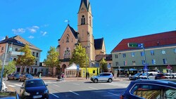 Auf dem Nikolaiplatz soll das etwa 50 Meter hohe Riesenrad aufgestellt werden. (Bild: Kimeswenger Fritz)