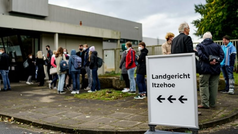 Der Prozess findet im Landgericht von Itzehoe statt. (Bild: APA/AFP/Axel Heimken)