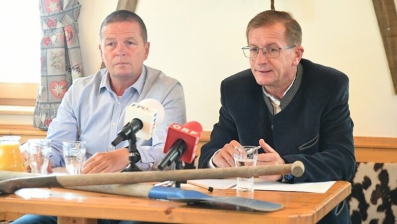 Toni Mahdalik und Dieter Dorner bei der Pressekonferenz (Bild: P. Huber)