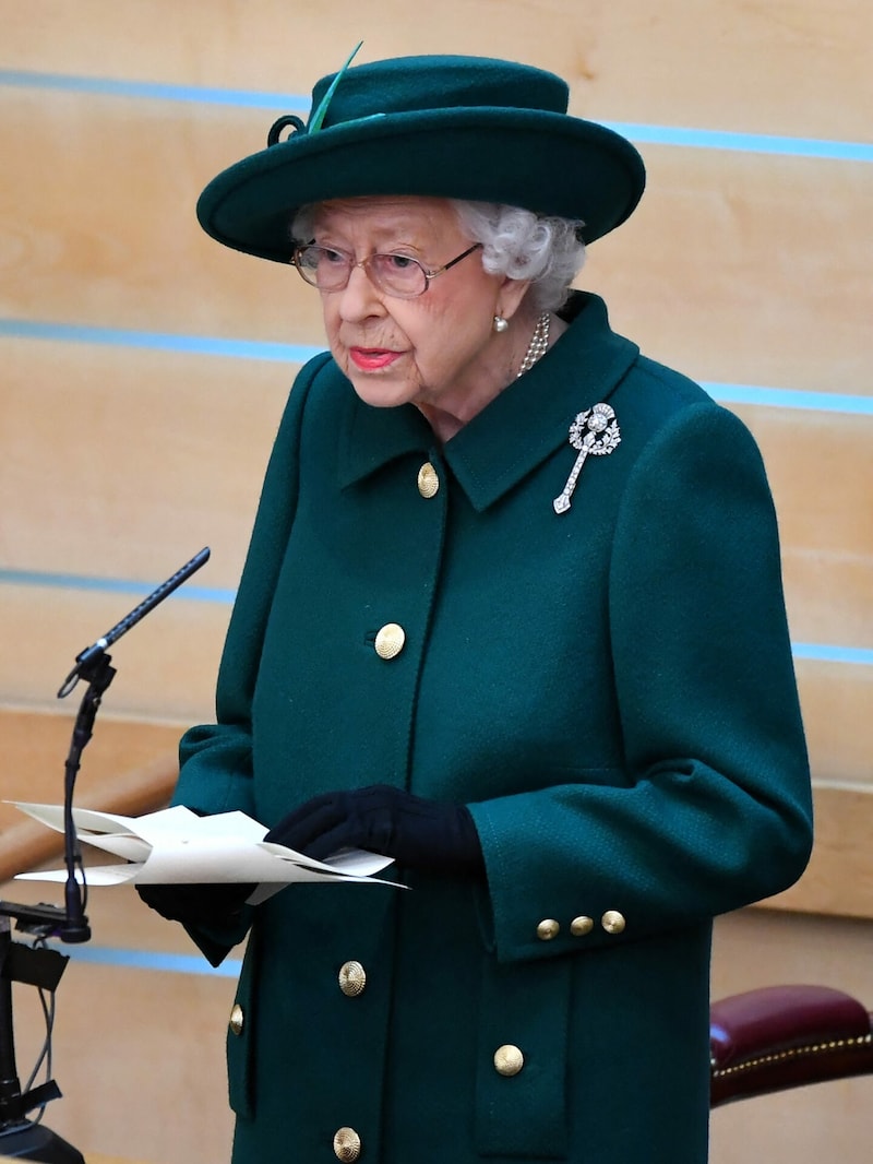 Queen Elizabeth II. bei ihrer Rede im schottischen Parlament
 (Bild: APA/Photo by ANDY BUCHANAN/AFP)