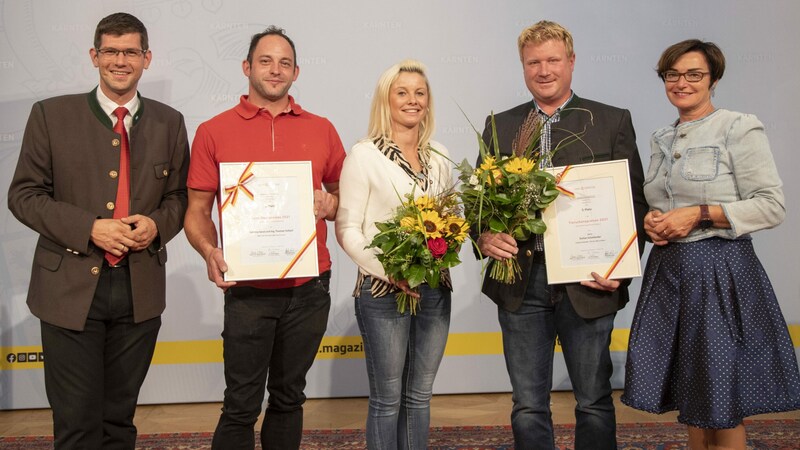 LR Martin Gruber und LHStv. Beate Prettner und die punktegleichen dritten Plätze: Sabrina Ganzi und Ing. Thomas Hollauf mit ihrem Biohof in Lavamünd und Stefan Schellander mit der Liebe zur Natur. (Bild: Landespressedienst Kärnten/Just)