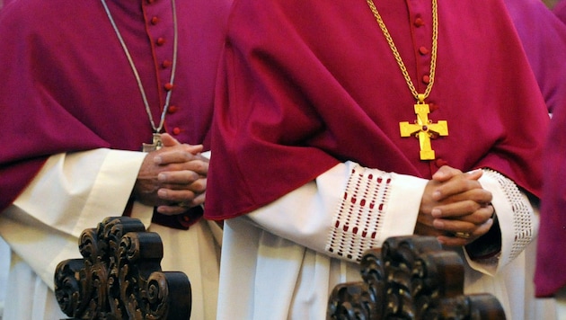 Der Missbrauchsskandal überschattete die Amtszeit von Papst Benedikt XVI. Hat sein Testament damit zu tun? (Bild: dpa/Zucchi Uwe)