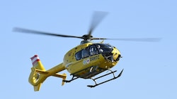 Das Unfallopfer war aus Waldburg mit dem Rettungshelikopter ins Spital geflogen worden (Bild: P. Huber)
