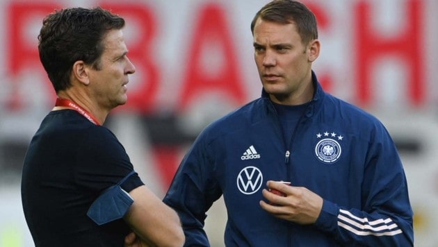Oliver Bierhoff und Manuel Neuer (Bild: AFP or licensors)