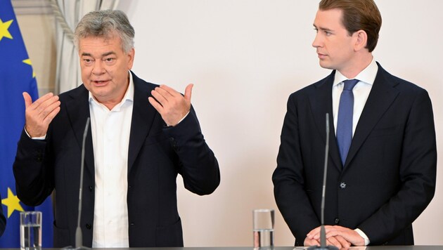 Vizekanzler Werner Kogler (Grüne) und Bundeskanzler Sebastian Kurz (ÖVP) (Bild: APA/HERBERT NEUBAUER)