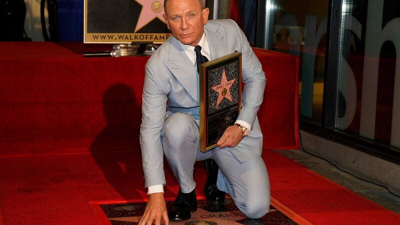 Daniel Craig durfte sich über einen Stern am „Walk of Fame“ freuen. (Bild: Invision)