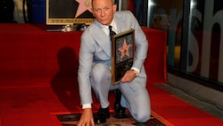 Daniel Craig durfte sich über einen Stern am „Walk of Fame“ freuen. (Bild: Invision)