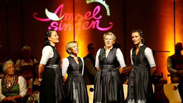 „De cater“ aus Südtirol präsentierten ein ladinisches Lied mit dem Titel „cun te“ (Bild: Gerhard Schiel)