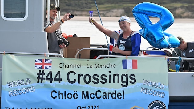 Schwimmerin Chloe McCardel (36) (Bild: Ben STANSALL / AFP)