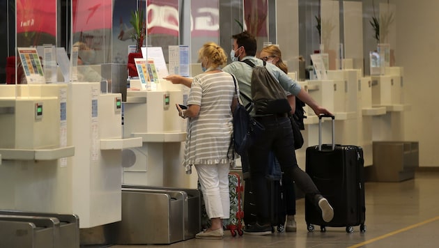 Am Salzburg Airport ist in der laufenden Krise das Geschäft wieder angelaufen. Auch neue Ziele locken wie etwa Dubai. (Bild: ANDREAS TRÖSTER)